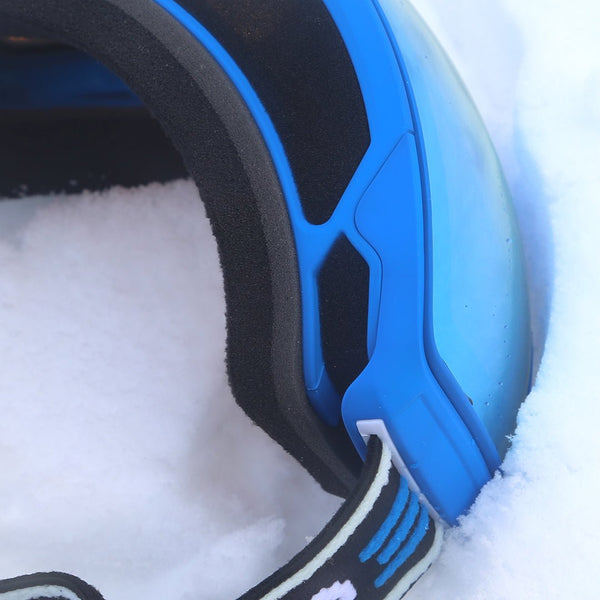 Revo Snowbird | No. 13 M Matte Sky Blue Photochromic Blue Water