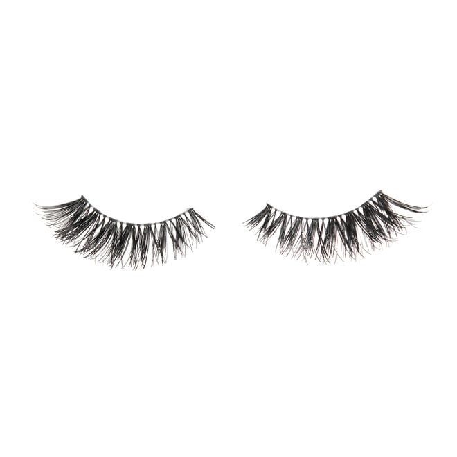 Revolution Beauty London BH Flirty Girl Cat Eye Not Your Basic Lashes Tease