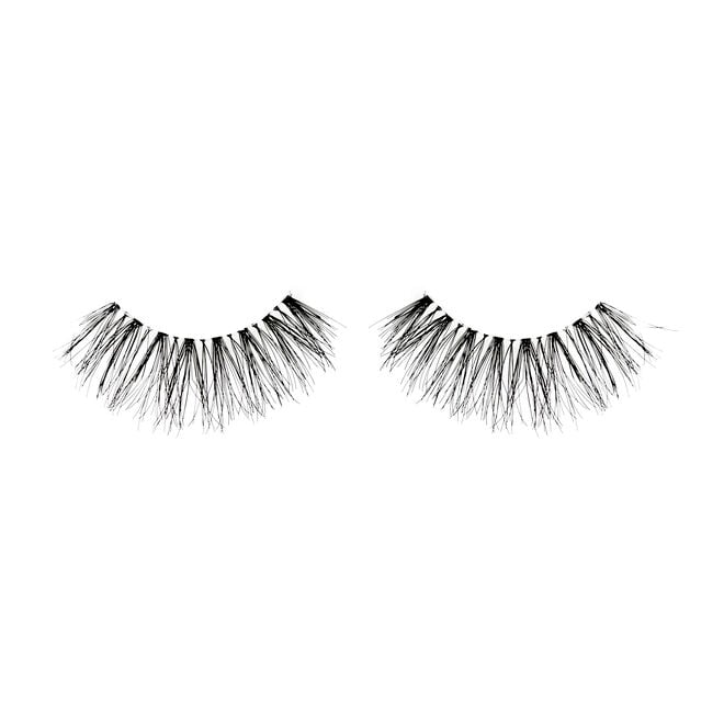 Revolution Beauty London BH Natural Lashes Feather Me