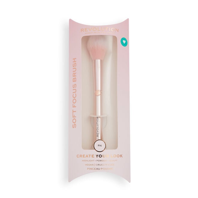 Revolution Beauty London Makeup Revolution Create Soft Focus Brush R6