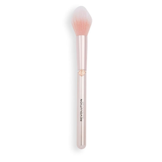 revolution beauty london Makeup Revolution Create Soft Focus Brush R6