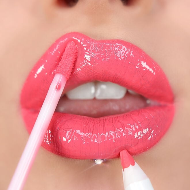 Revolution Beauty London Makeup Revolution Fantasy Earth Lip Kit