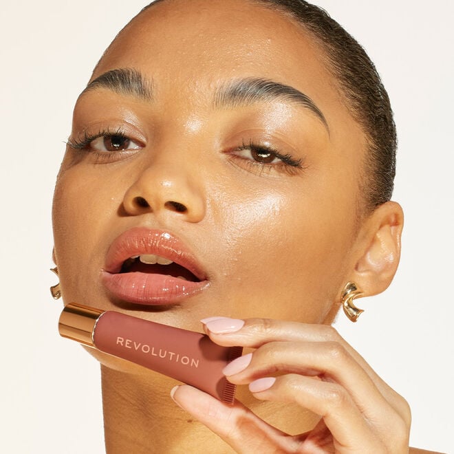 Revolution Beauty London Makeup Revolution Juicy Peptide Lip Balm Nude Latte