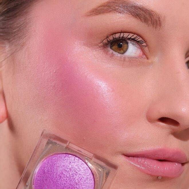 Revolution Beauty London Revolution Beam Bright Blush Lick Of Lilac