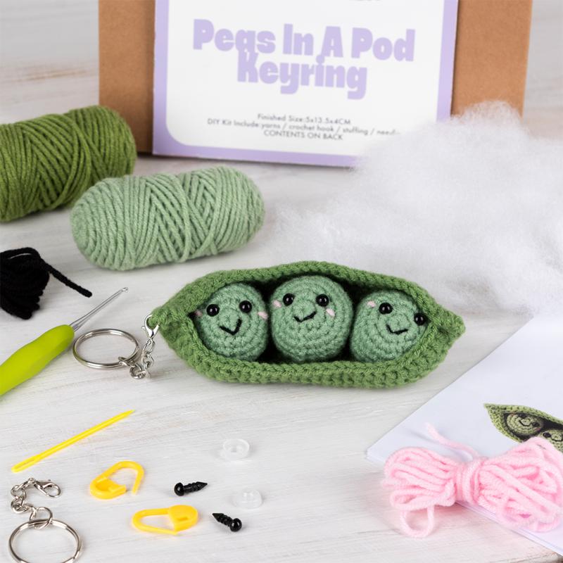 rex london Crochet keyring kit - Peas in a pod