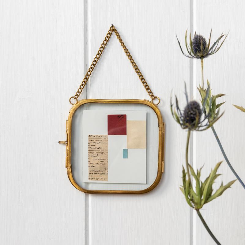 rex london Rounded hanging brass frame 10x10cm