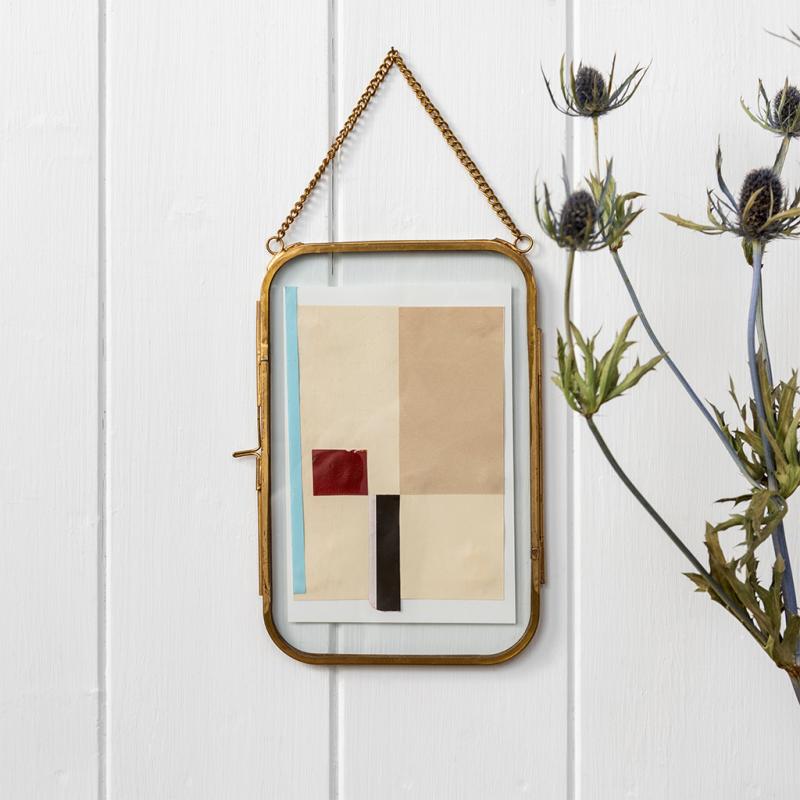 rex london Rounded hanging brass frame 13x20cm