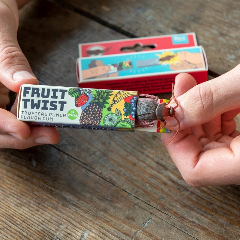 rex london Snap gum trick - Classic Jokes