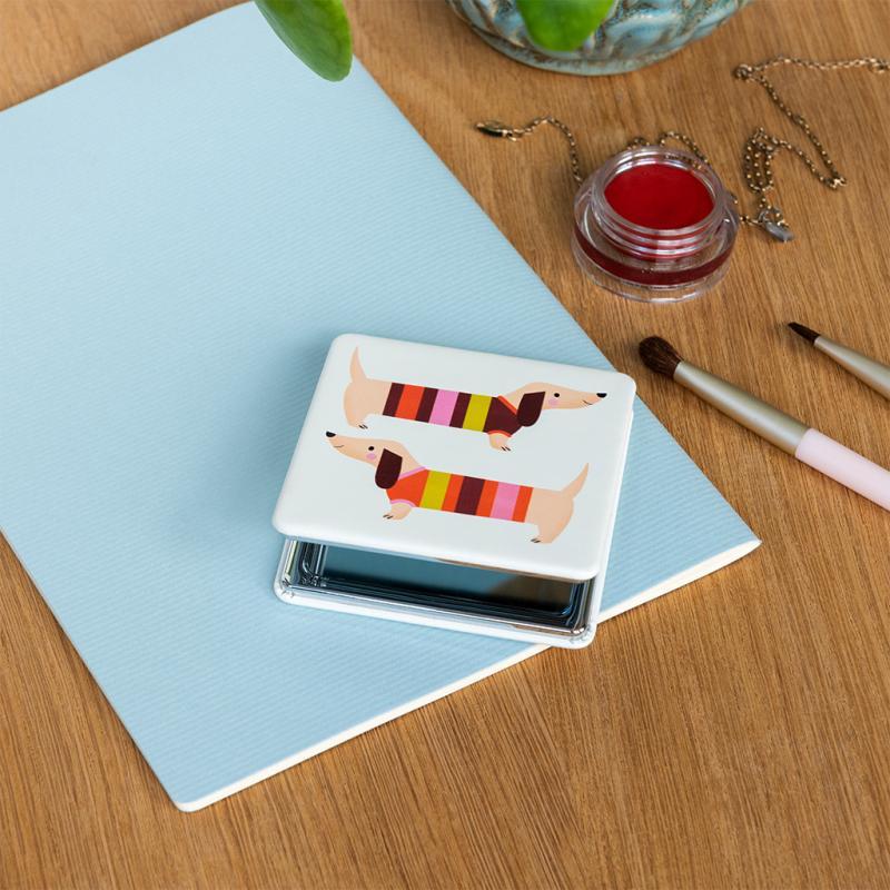 rex london Square pocket mirror - Sausage Dog