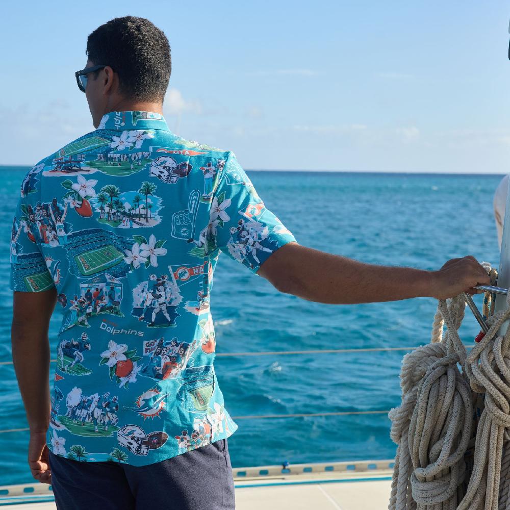 Reyn Spooner MIAMI DOLPHINS SCENIC PERFORMANCE BUTTON FRONT