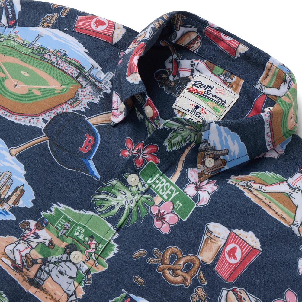 Reyn Spooner MLB® BOSTON RED SOX SCENIC PERFORMANCE BUTTON FRONT