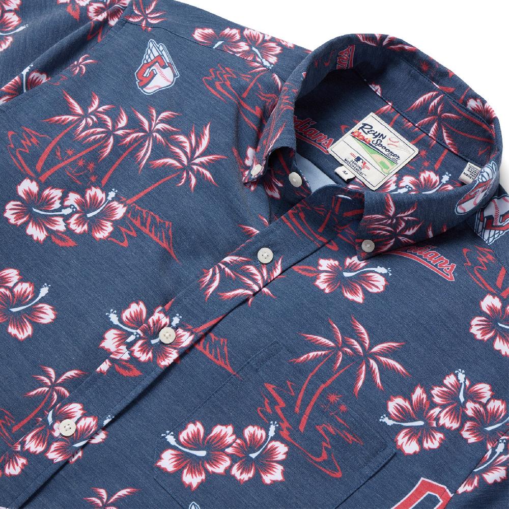 Reyn Spooner MLB® CLEVELAND GUARDIANS GAME DAY PERFORMANCE BUTTON FRONT