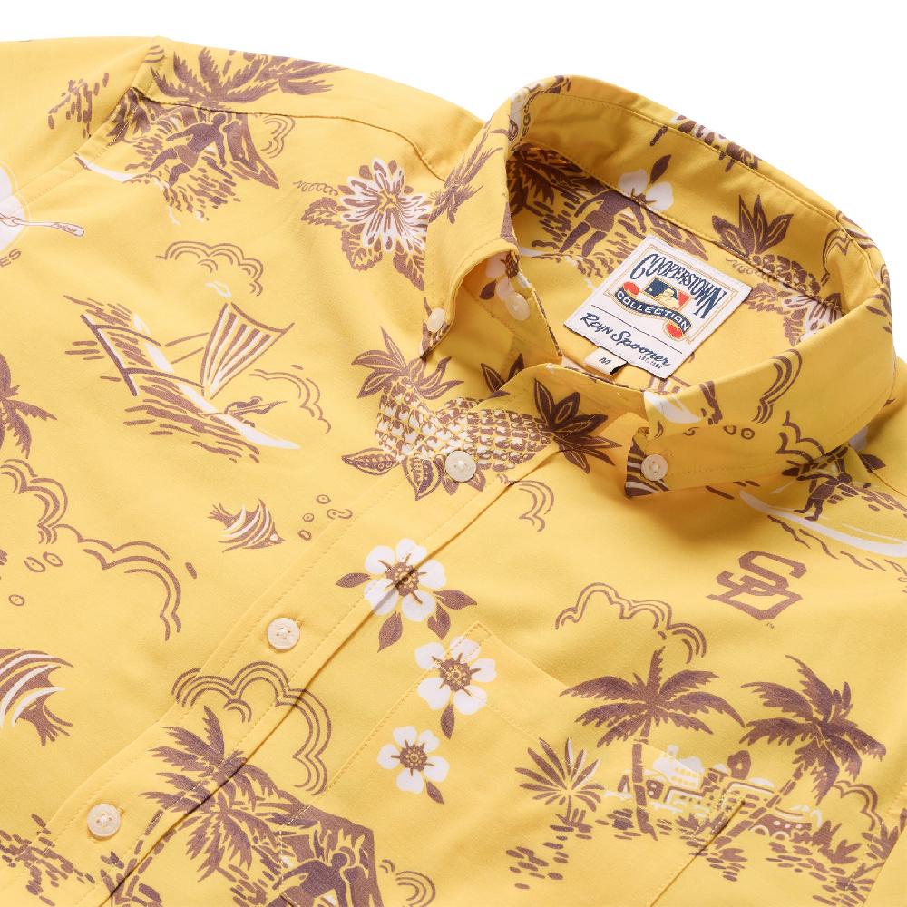 Reyn Spooner MLB® SAN DIEGO PADRES COOPERSTOWN PERFORMANCE BUTTON FRONT