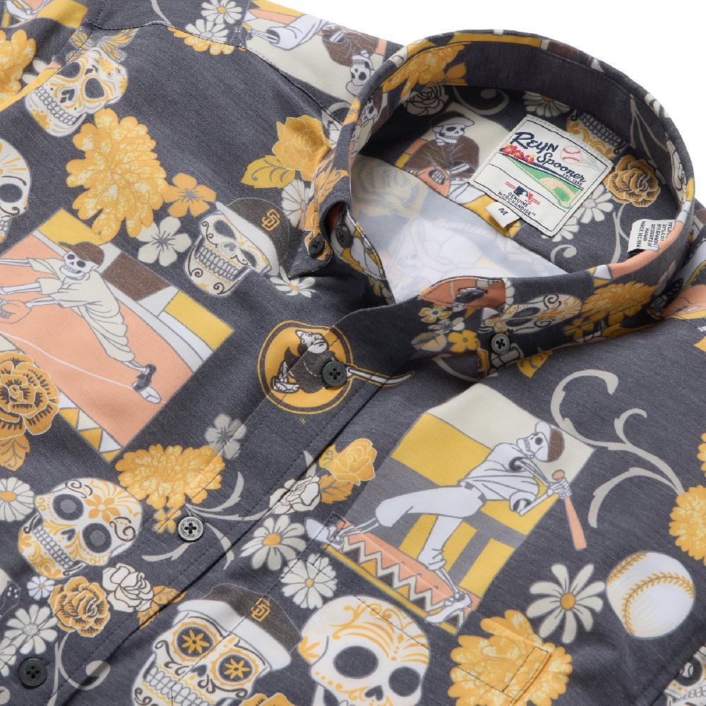 Reyn Spooner MLB® SAN DIEGO PADRES DÍA DE LOS MUERTOS PERFORMANCE BUTTON FRONT