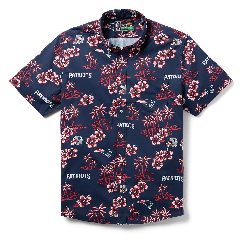 reyn spooner NEW ENGLAND PATRIOTS KEKAI PERFORMANCE BUTTON FRONT