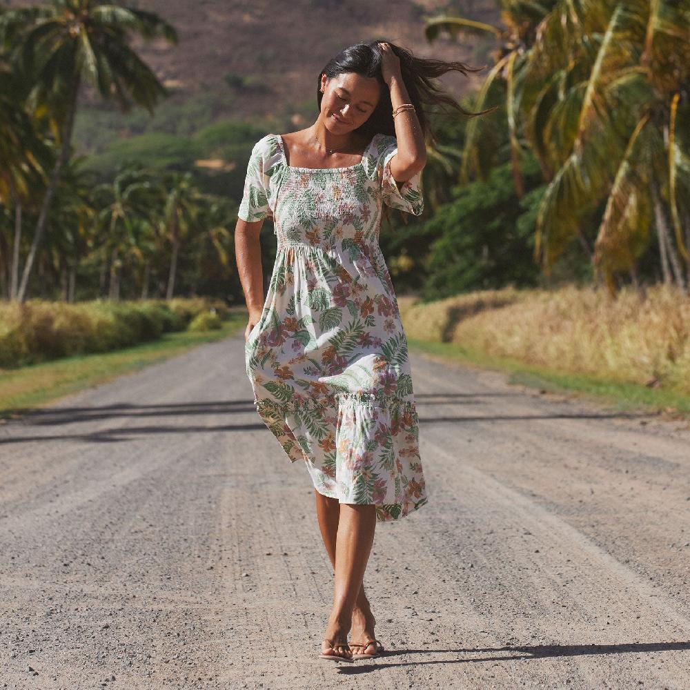 Reyn Spooner HANALEI GARDENS SMOCKED MIDI DRESS