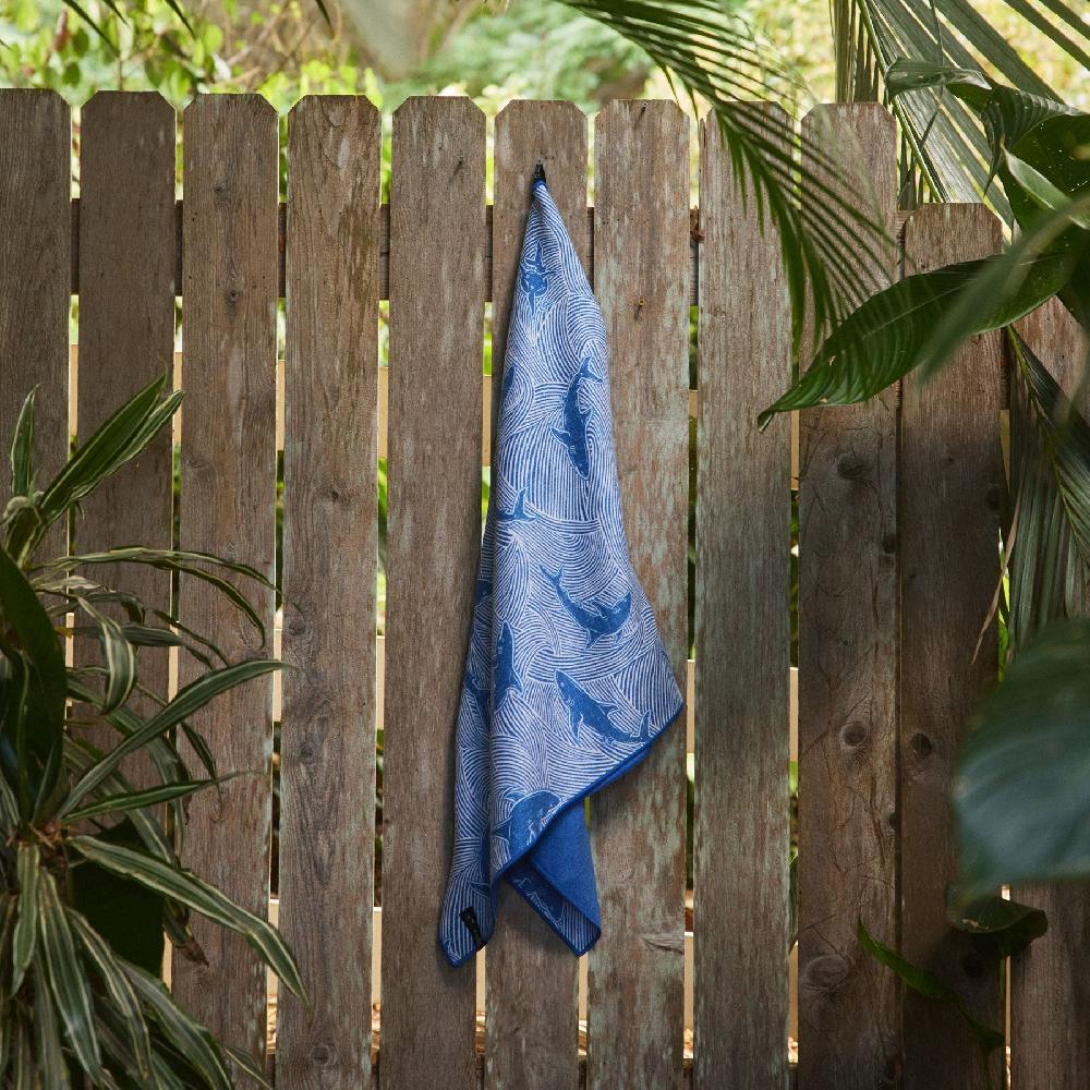 Reyn Spooner SLOWTIDE MANŌ TOWEL
