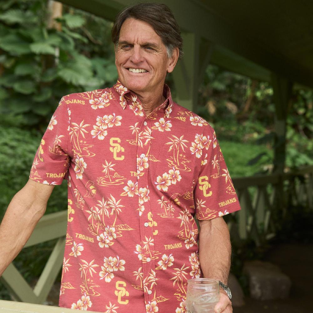 Reyn Spooner UNIVERSITY OF SOUTHERN CALIFORNIA GAME DAY PERFORMANCE BUTTON FRONT