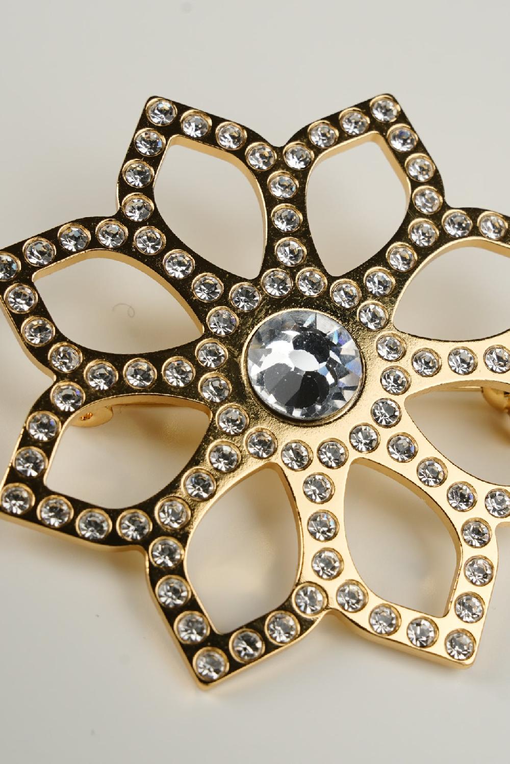 Rhea Costa Lotus Single Flower Brooch In Gold-Plated