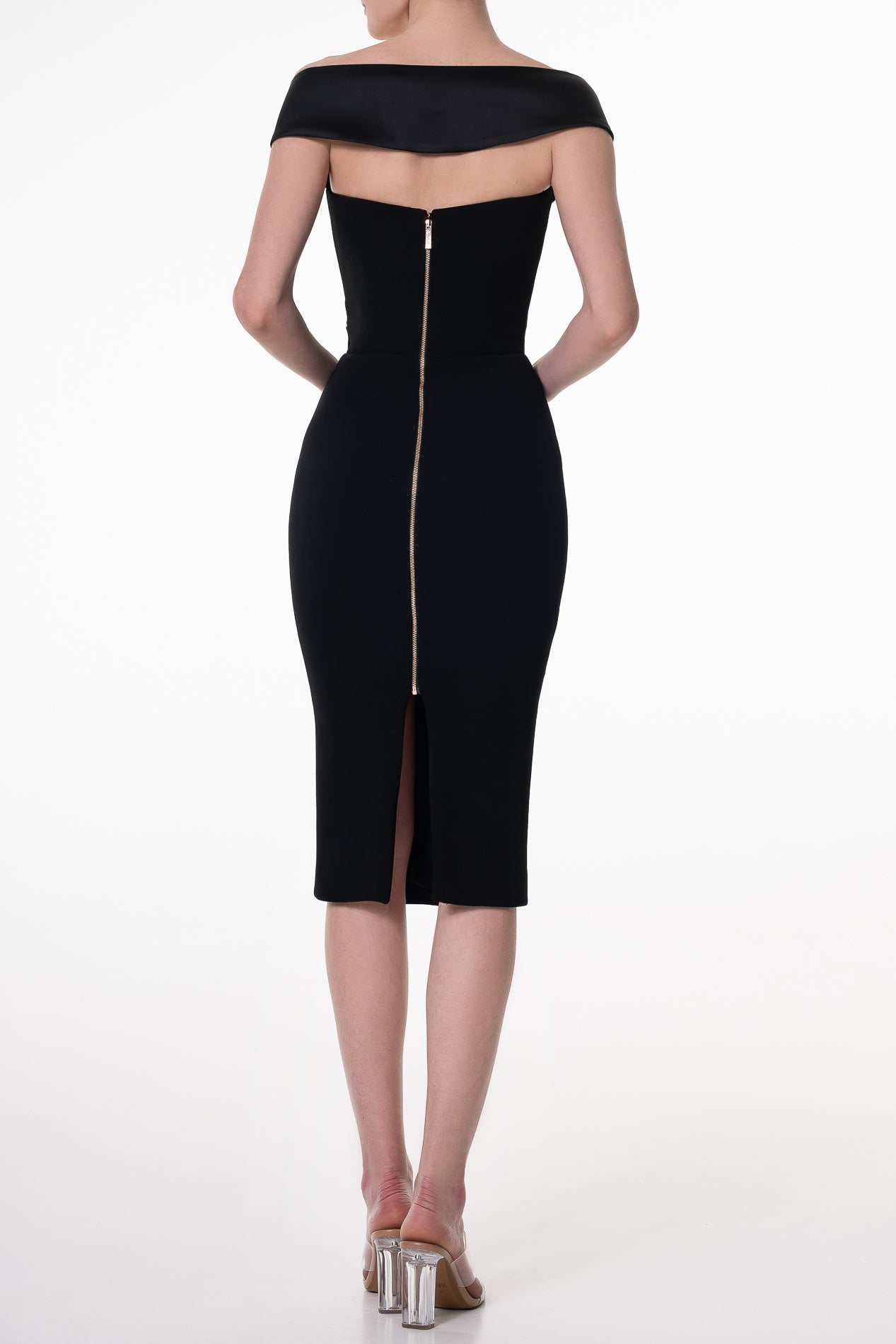 Rhea Costa Farida Crepe Midi Dress In Black
