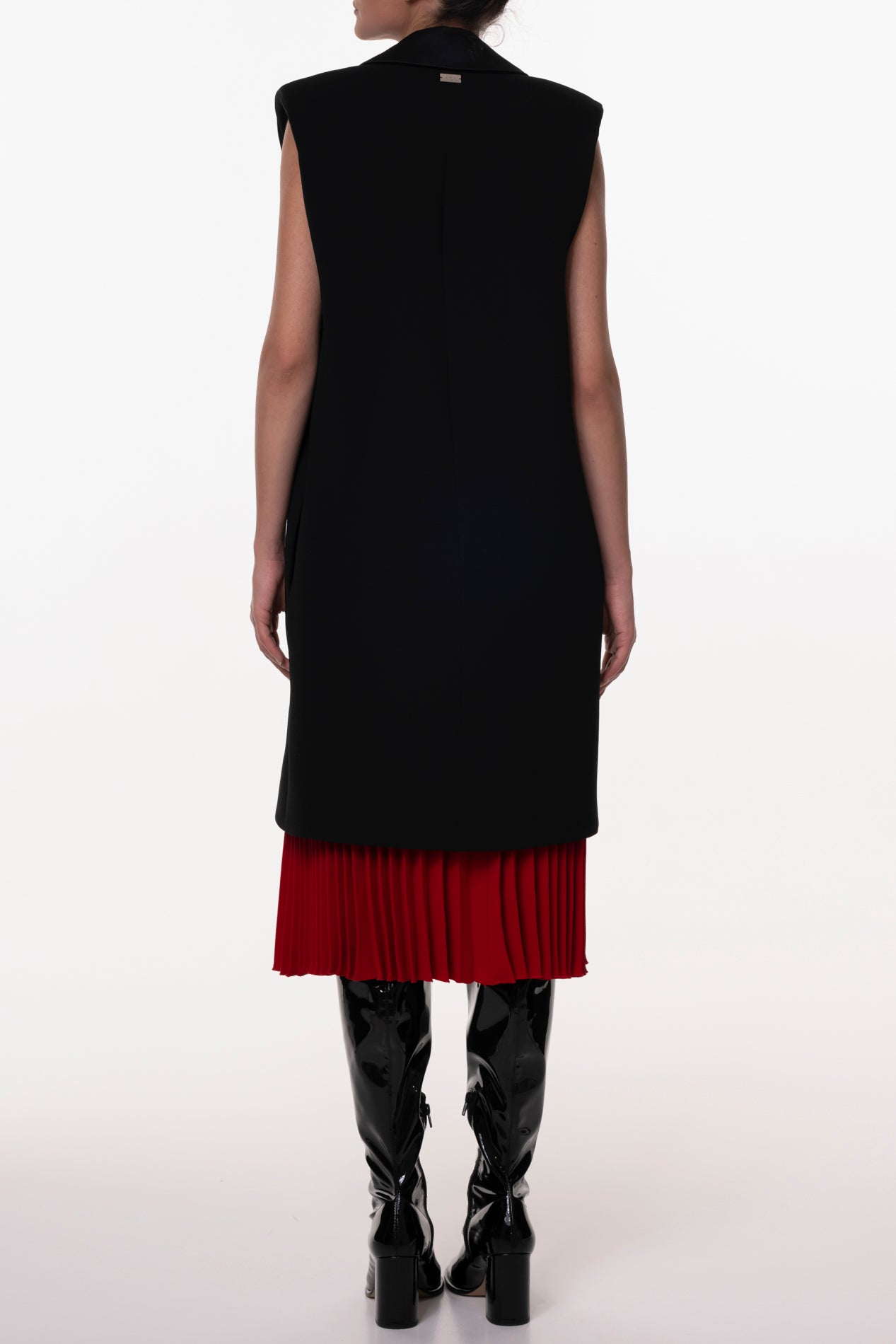 Rhea Costa Jackie Versatile Vest In Black