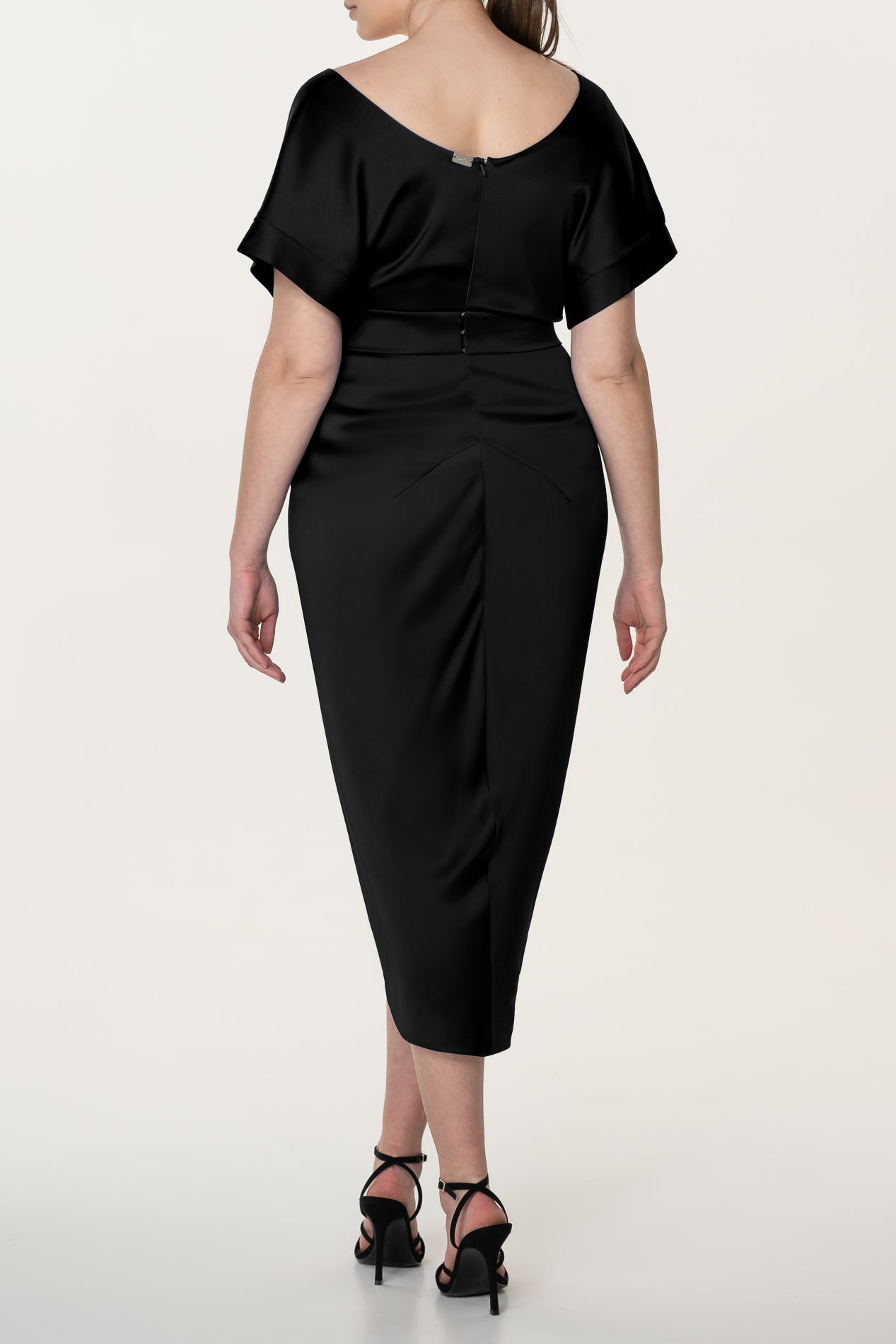 Rhea Costa Jaya Satin Midi Dress In Black