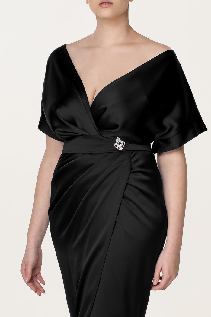 Rhea Costa Jaya Satin Midi Dress In Black