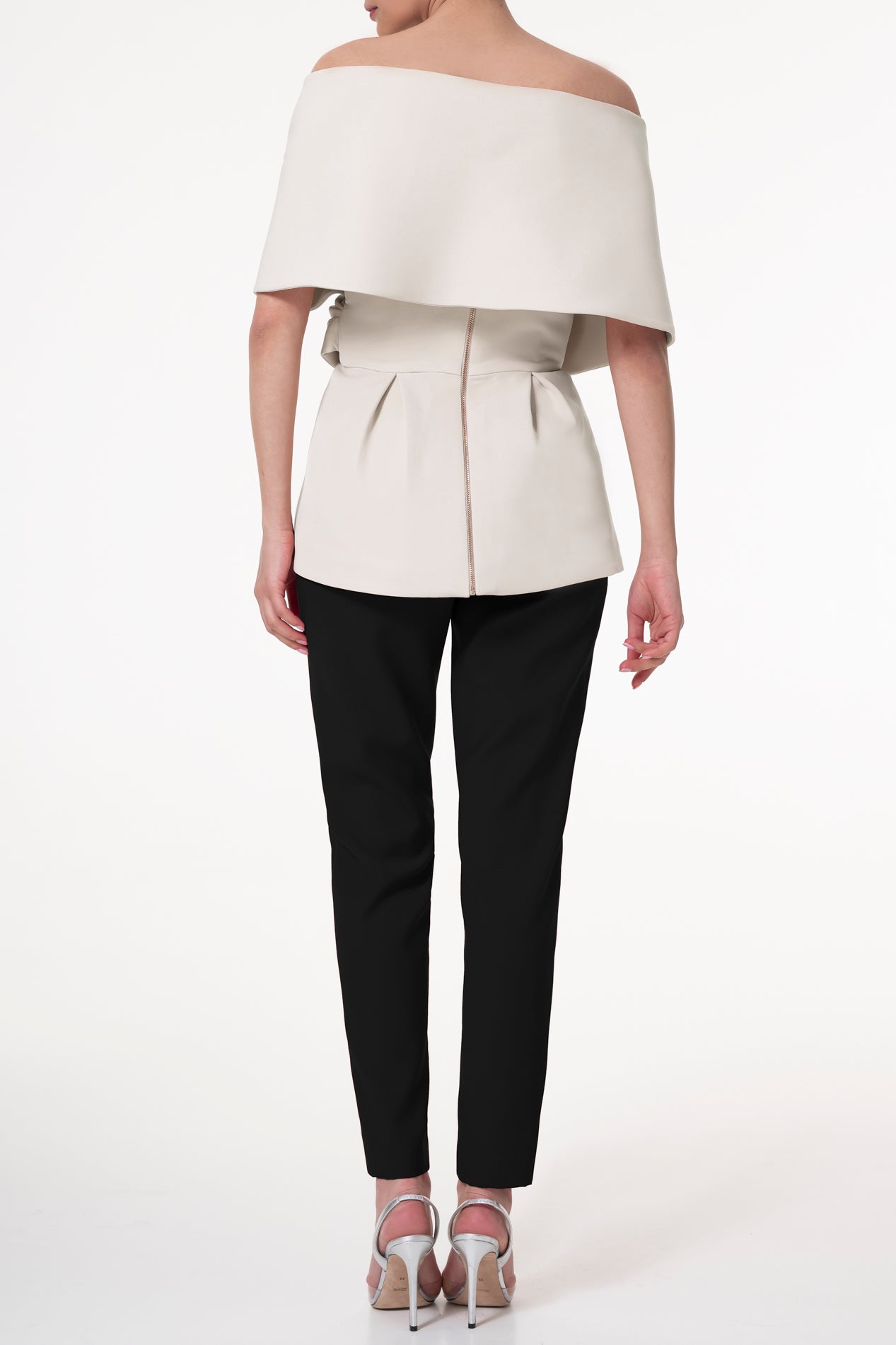 Rhea Costa Kavya Crepe Top In Off-White