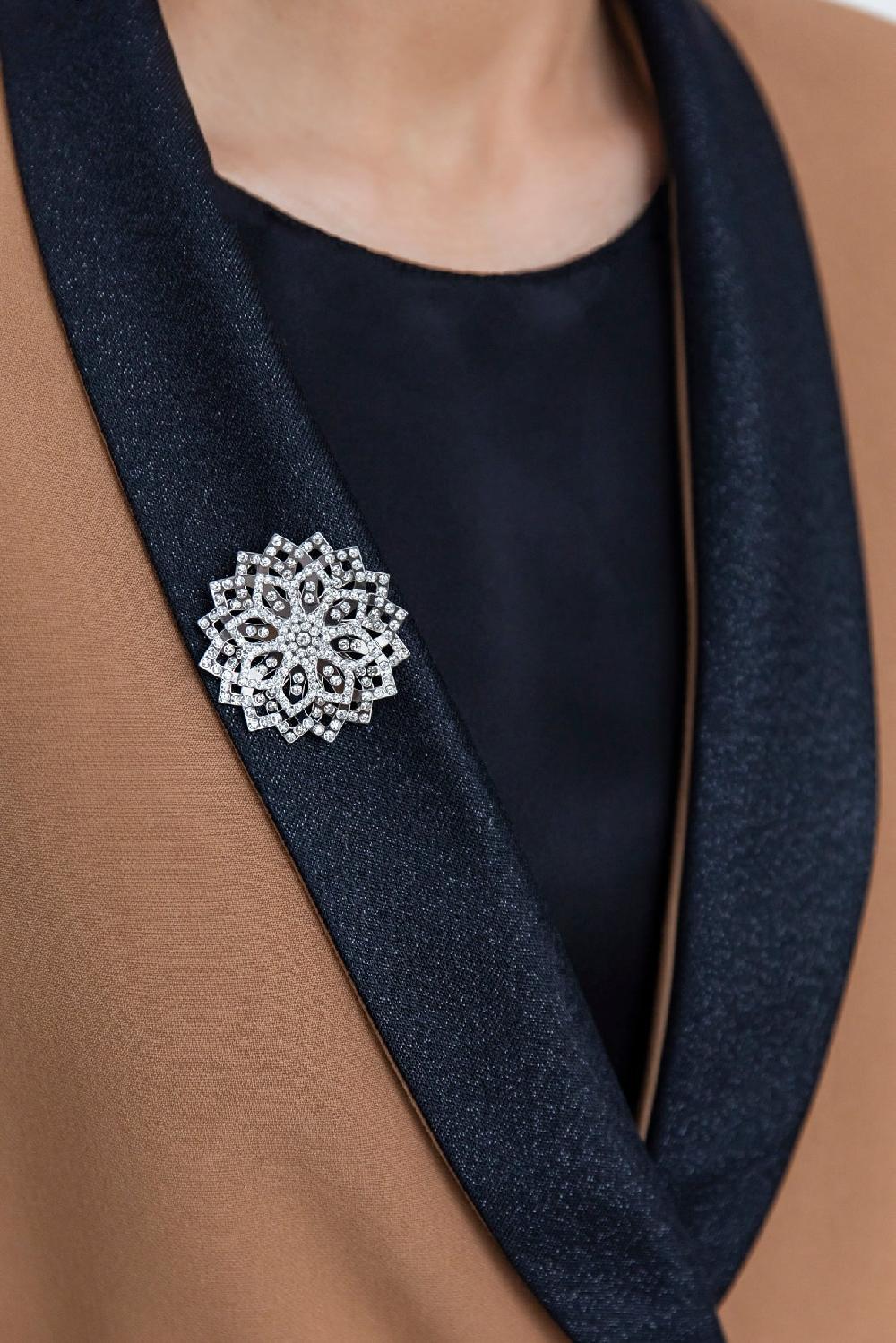 Rhea Costa Lotus Brooch - Silver With Crystals