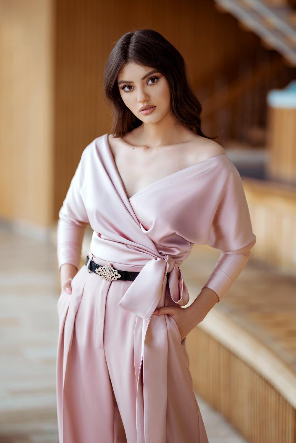 Rhea Costa Michelle Satin Top In Petal