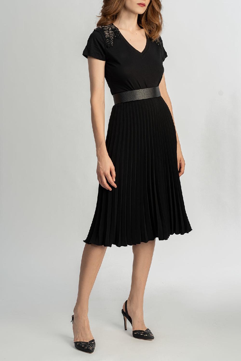 Rhea Costa Pleated Crepe Midi Skirt In Black