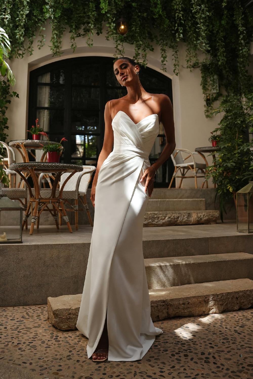 Rhea Costa Reina Dress