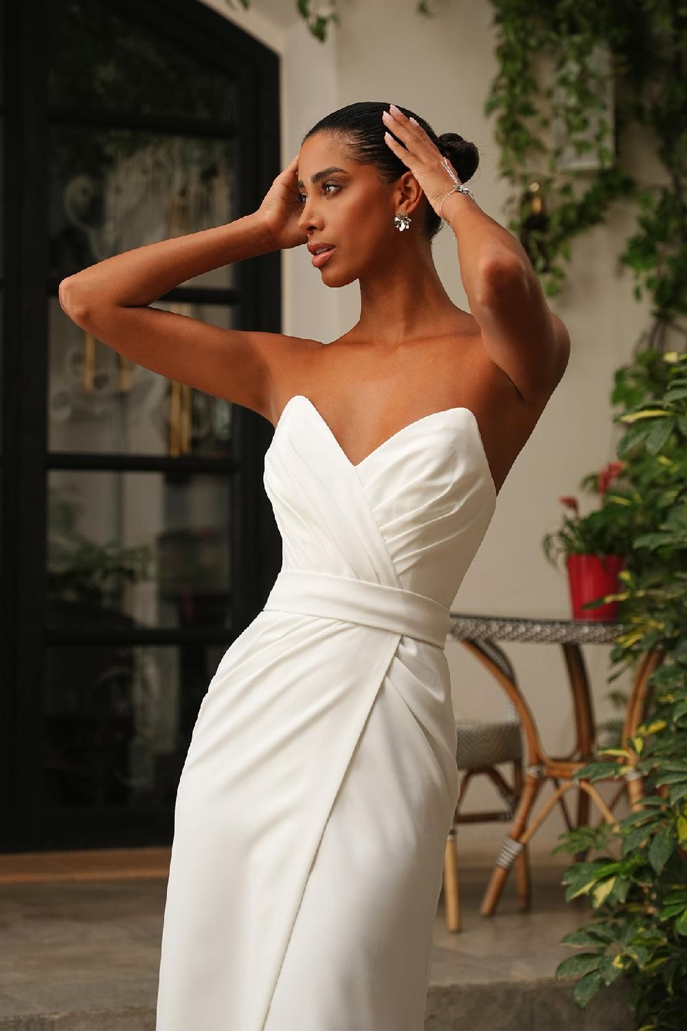 Rhea Costa Reina Dress