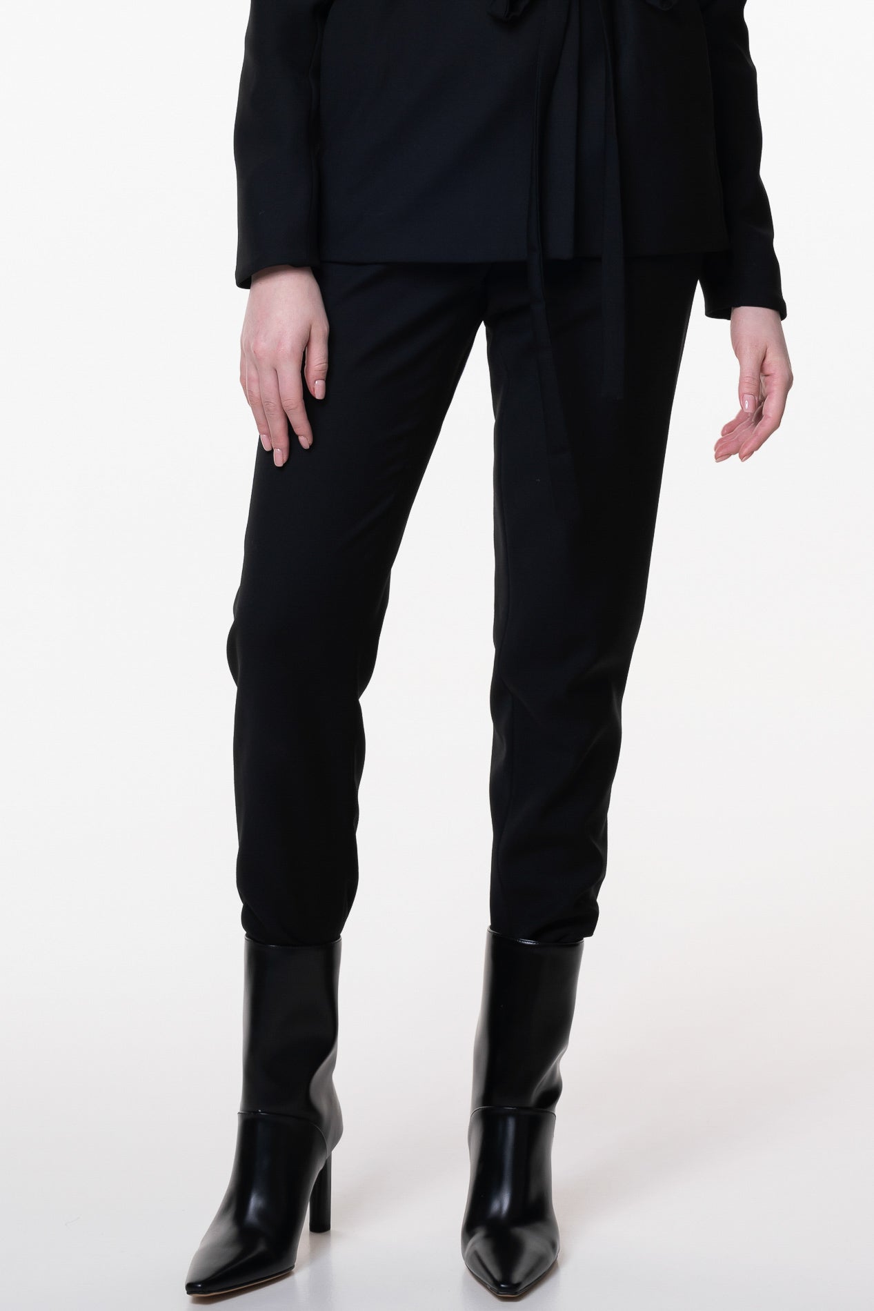 Rhea Costa Structured Conic Wool Pants In Black