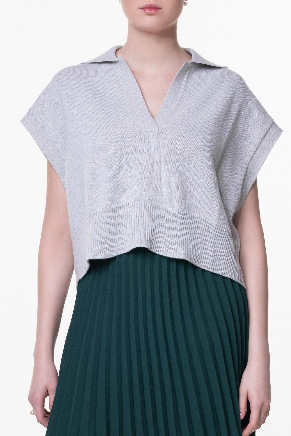 Rhea Costa Shiya V-Neck Cashmere Sweater Vest In Pumice