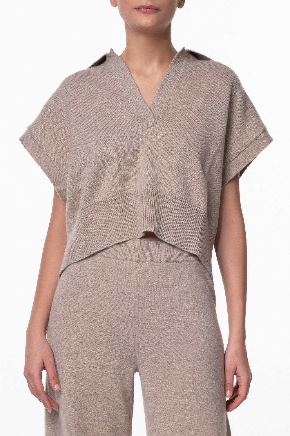 Rhea Costa Shiya V-Neck Cashmere Sweater Vest In Sesame