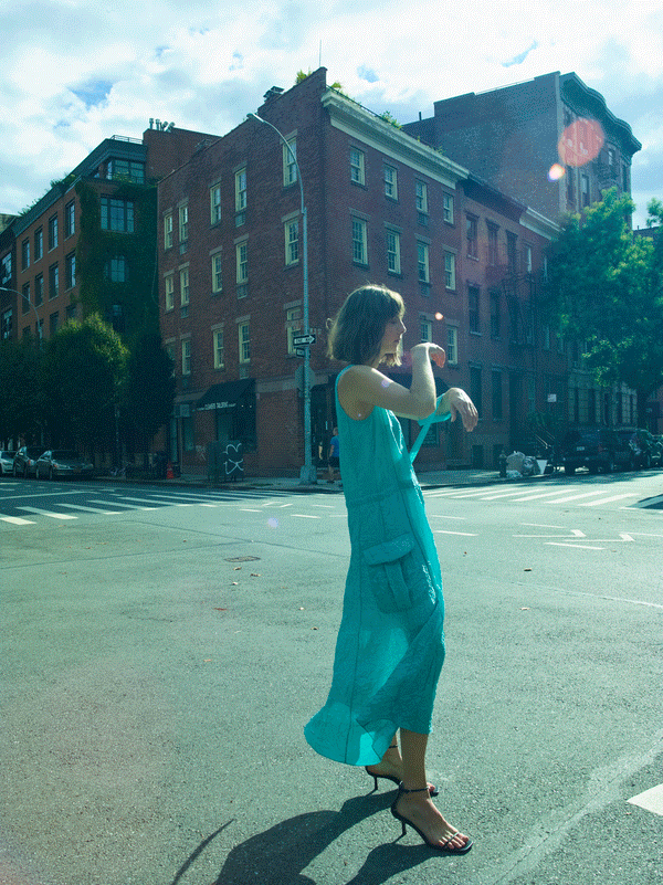 Rhié CRINKLE SILK CARGO DRESS AQUA