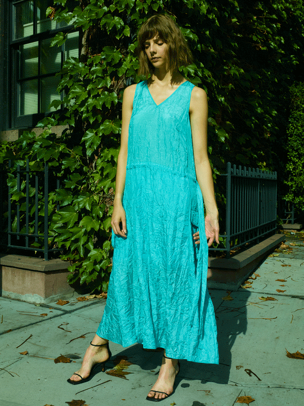 rhié CRINKLE SILK CARGO DRESS AQUA