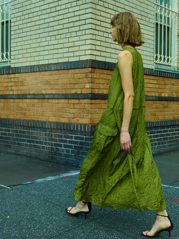 rhié CRINKLE SILK CARGO DRESS ARMY GREEN