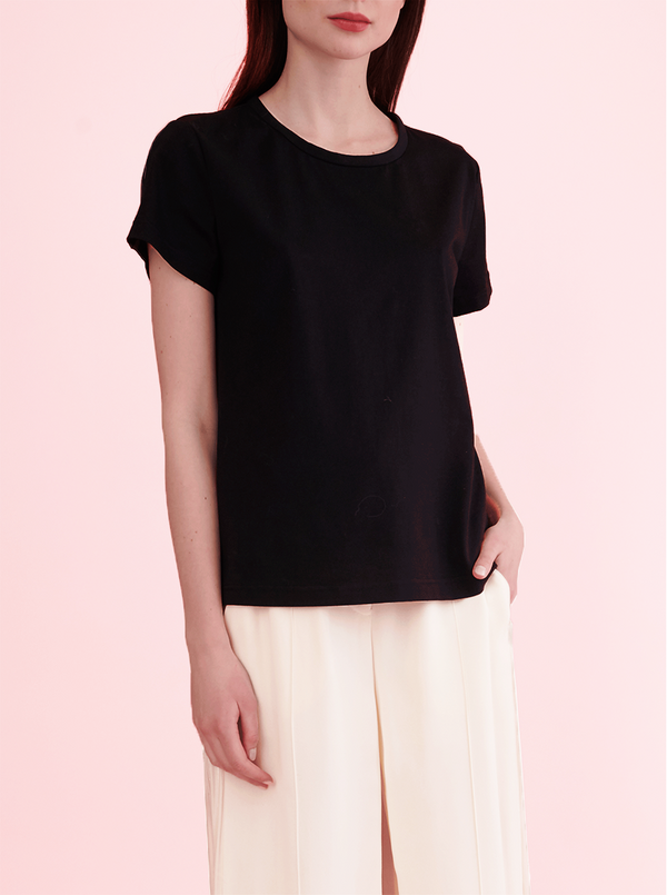 Rhié SPLIT TEE BLACK