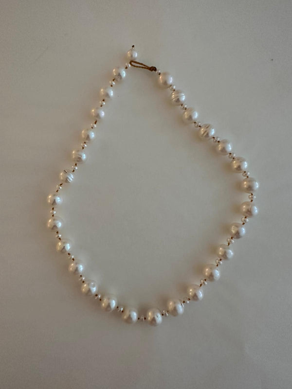 rika studios MARICHELLE / CHOKER PEARL NECKLACE NUDE CORD