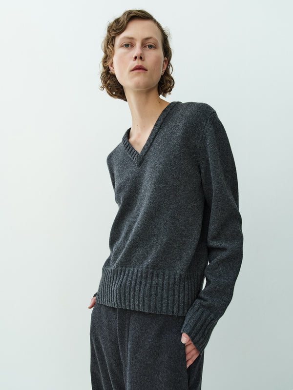 rika studios LOUISA JUMPER / GREYISH