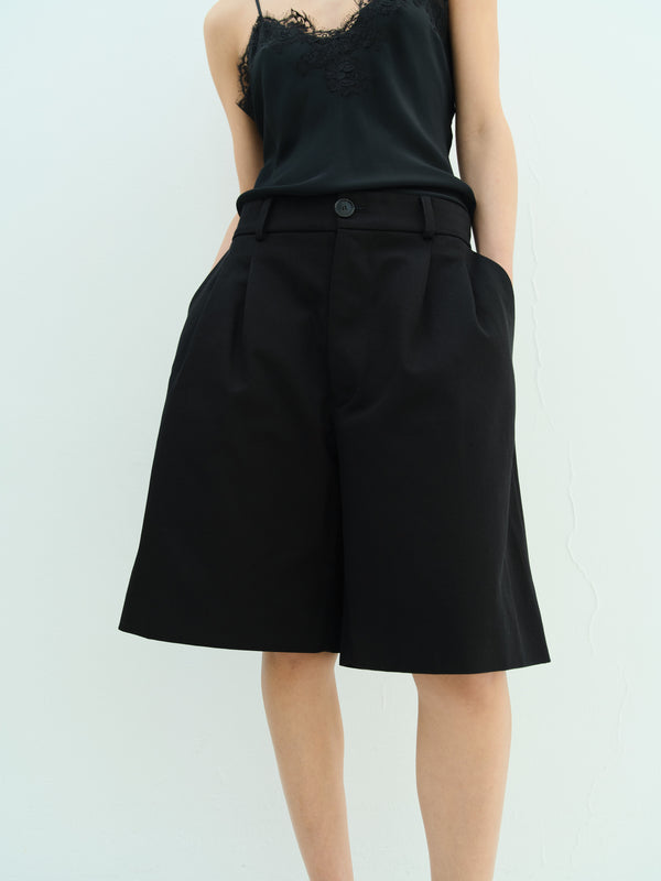 Rika Studios ONASSA SHORTS / BLACK COATED
