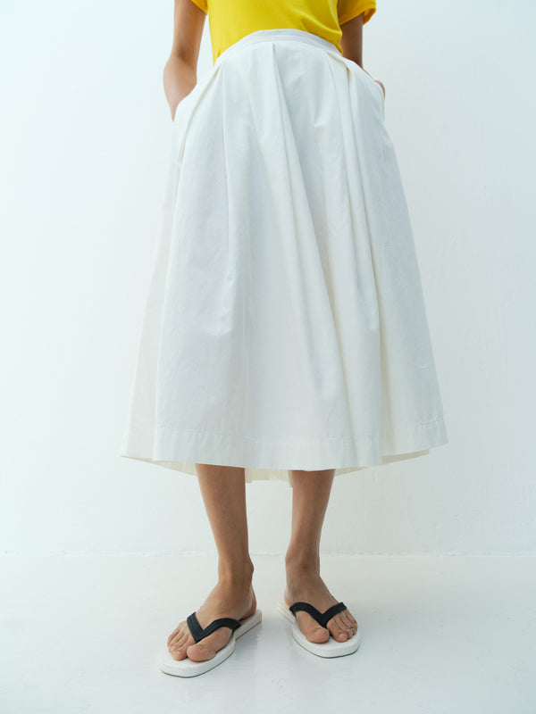 Rika Studios ROSE SKIRT / WHITE