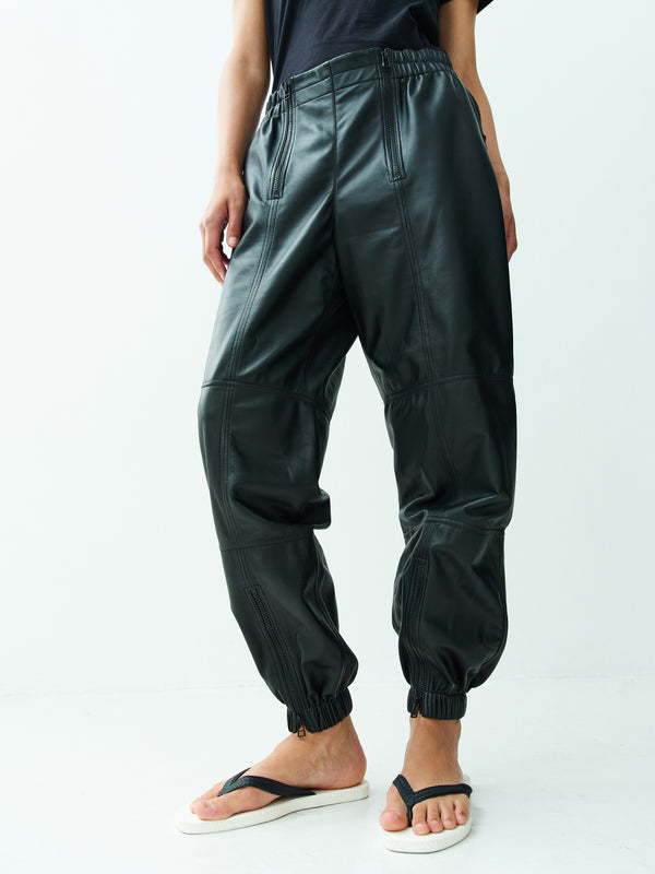 Rika Studios TRACK PANTS / BLACK NAPPA