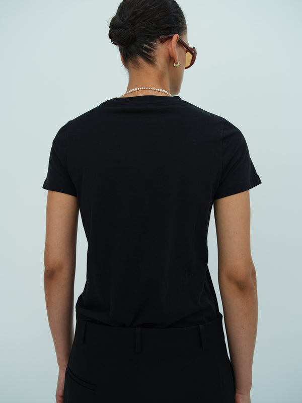 Rika Studios VANESSA TEE / BLACK