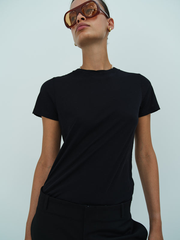 Rika Studios VANESSA TEE / BLACK