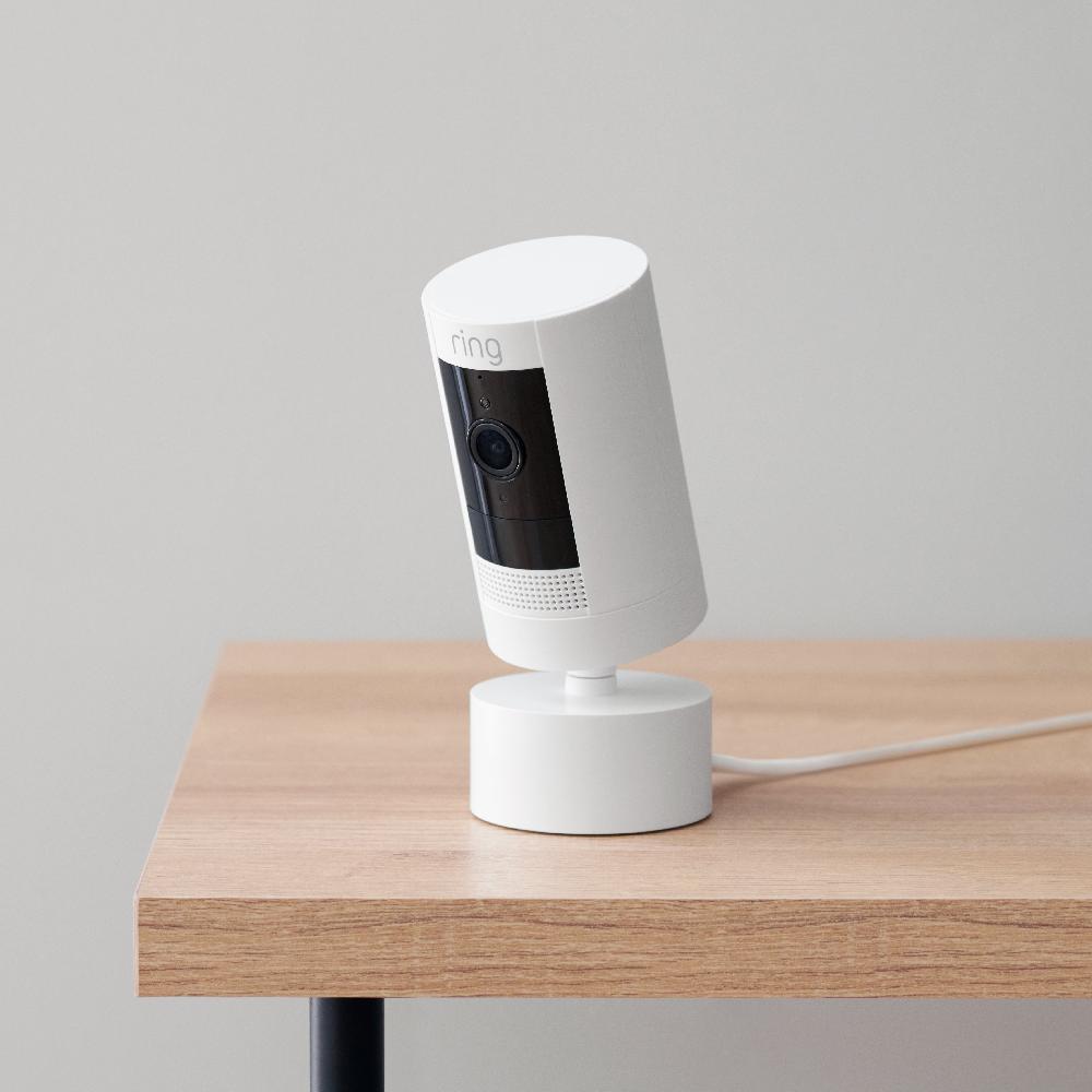 Ring Indoor/Outdoor Pan-Tilt Mount Outdoor Cam (Stick Up Cam) Plug-In 3rd Gen