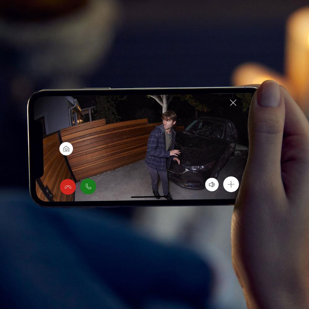 Ring Pan-Tilt Indoor Cam + Spotlight Cam Plus Plug-In