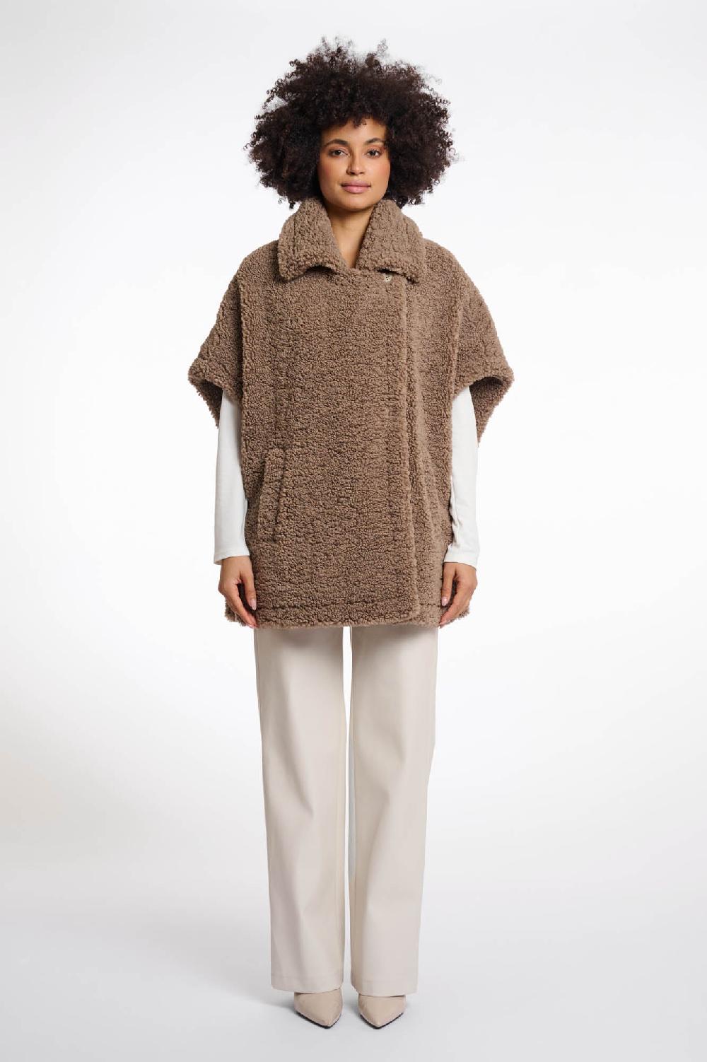 Rino & Pelle Luca Cape Toffee